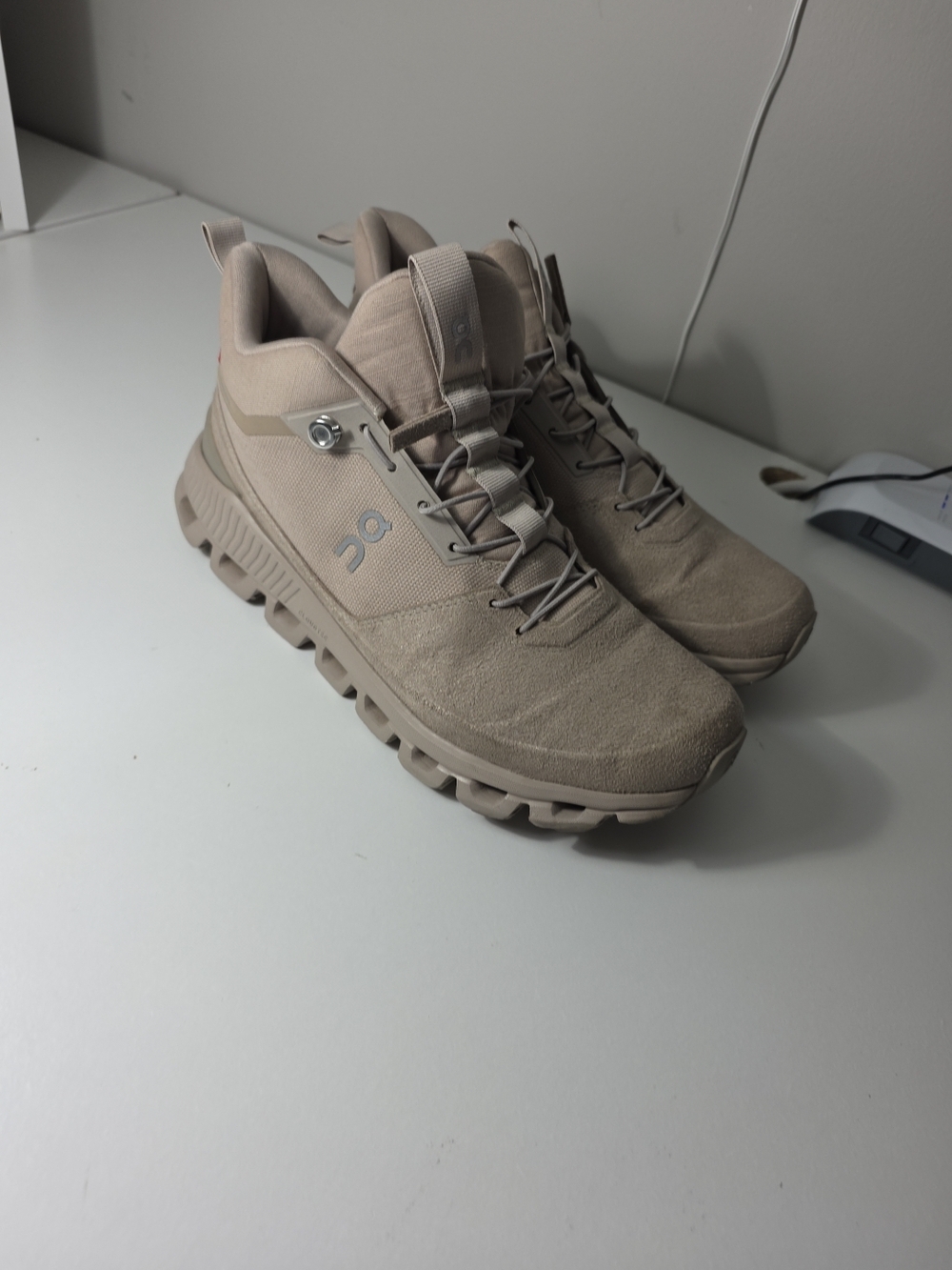 On Running Lightweight Beige Cloud Hi-Top Men's Sneakers